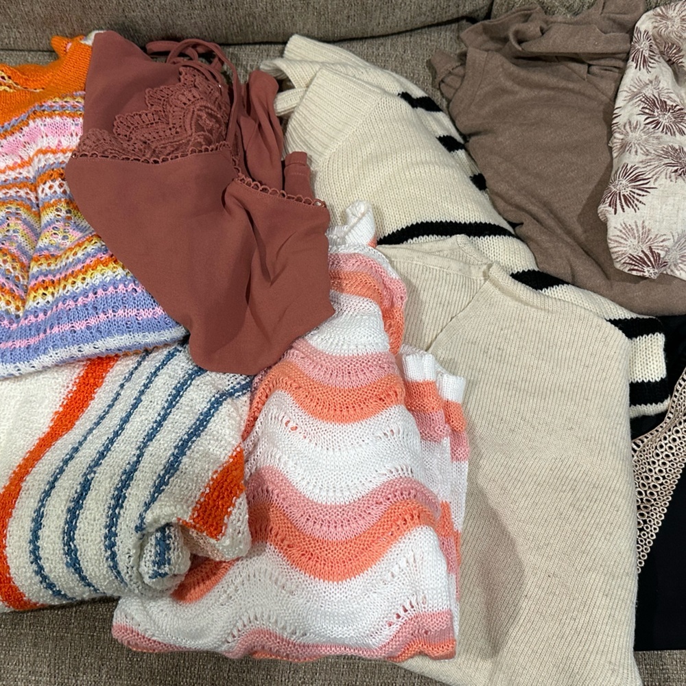 SHEIN Bundle Sized Small Great Condition - image 1